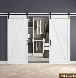 Barn Door Featuring Veneer and High Cost-Performance Ratio in European Classical Style