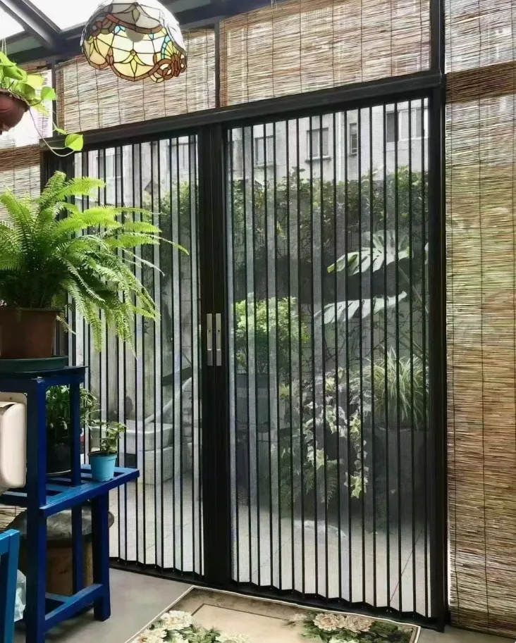 Folding Screen Door 4