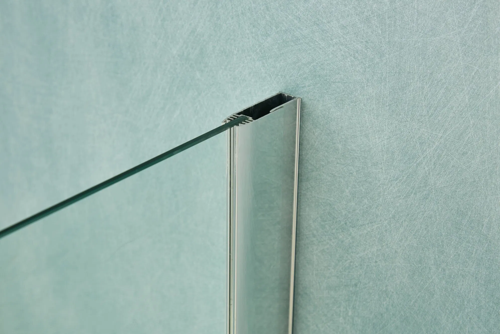 Frameless Clear Tempered Glass Black Profile Walk in Shower Screen Shower Door