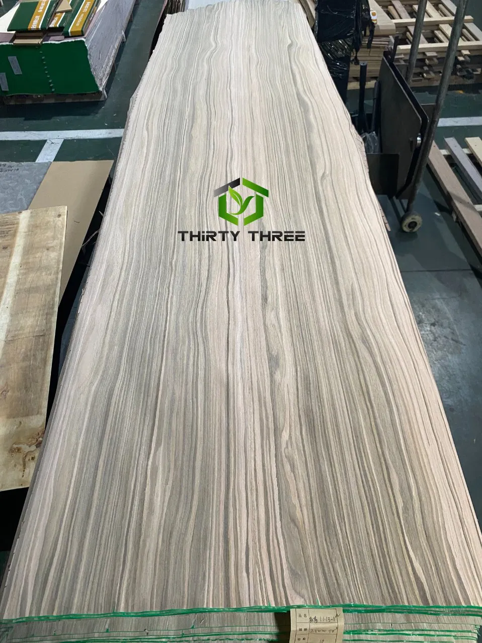 China Professional Manufacturer Frameless Secret Doors Engineered Veneer Wood Veneer