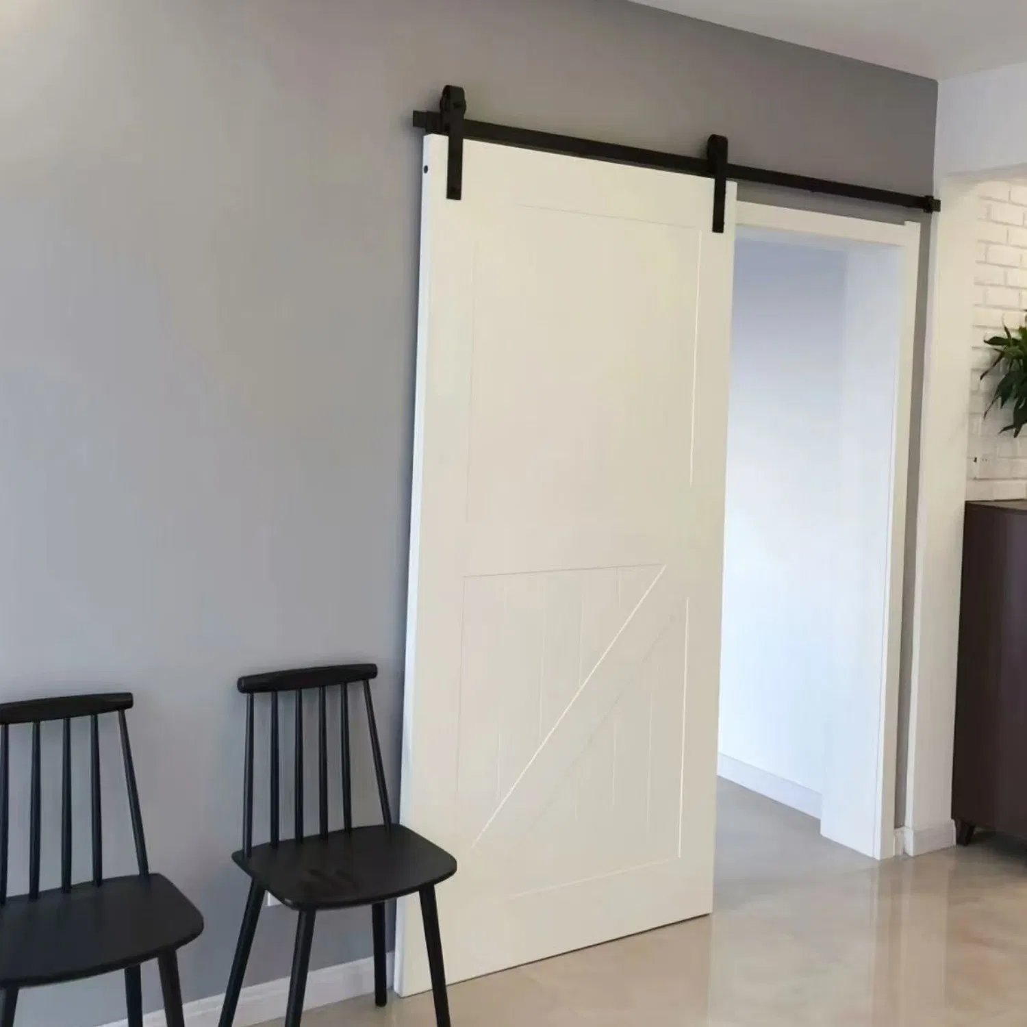 Durable Solid Wood Barn Door Set Home Office Bedroom Flush Door Supports Customized Eco Friendly Solid Wood Coated Door