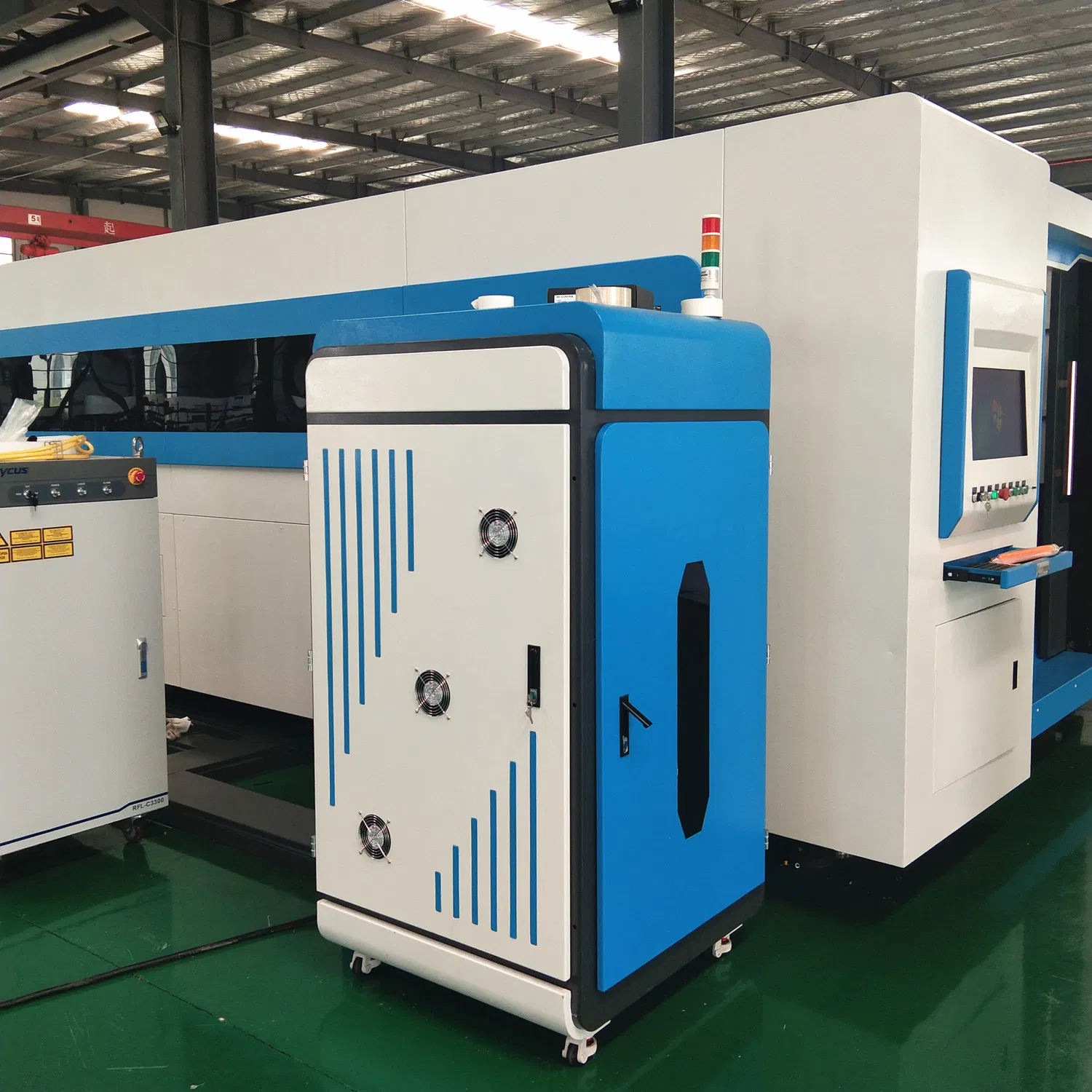1000W Excellent Rigidity Steel Sheet Metal Fiber Laser Cutting Machine for Stainless Aluminum