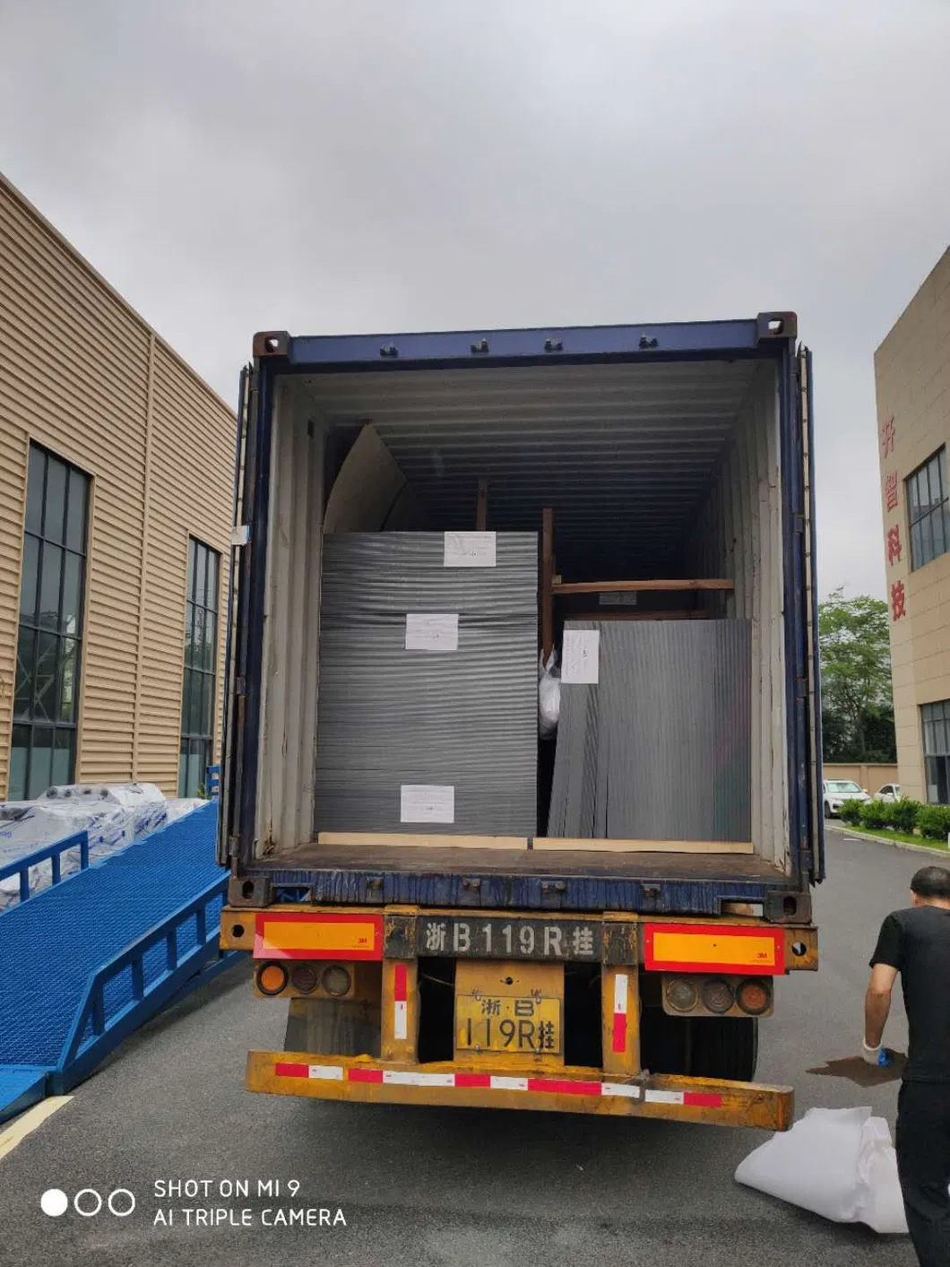 Wood Grain Wall Cladding