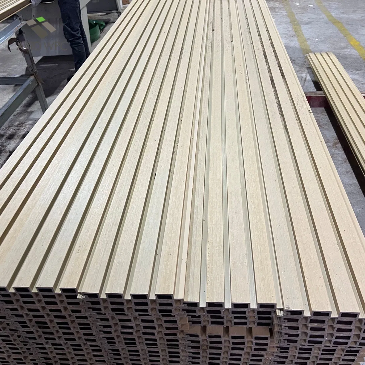 Original Factory Price 219*26mm Outdoor Co-Extrusion WPC Wall Panel Wall Cladding