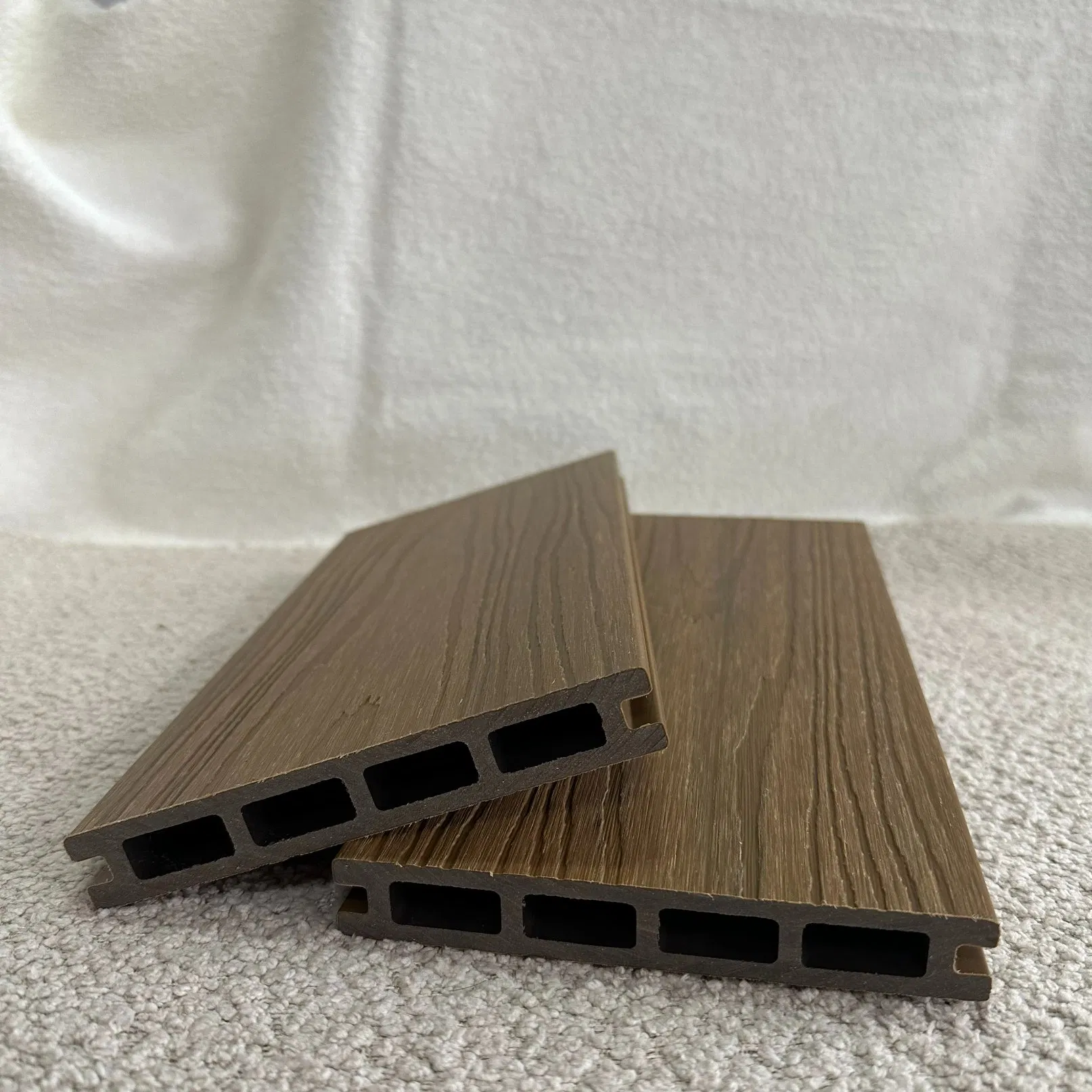 Hollow WPC Decking 145X21mm Soundproof Engineered Flooring