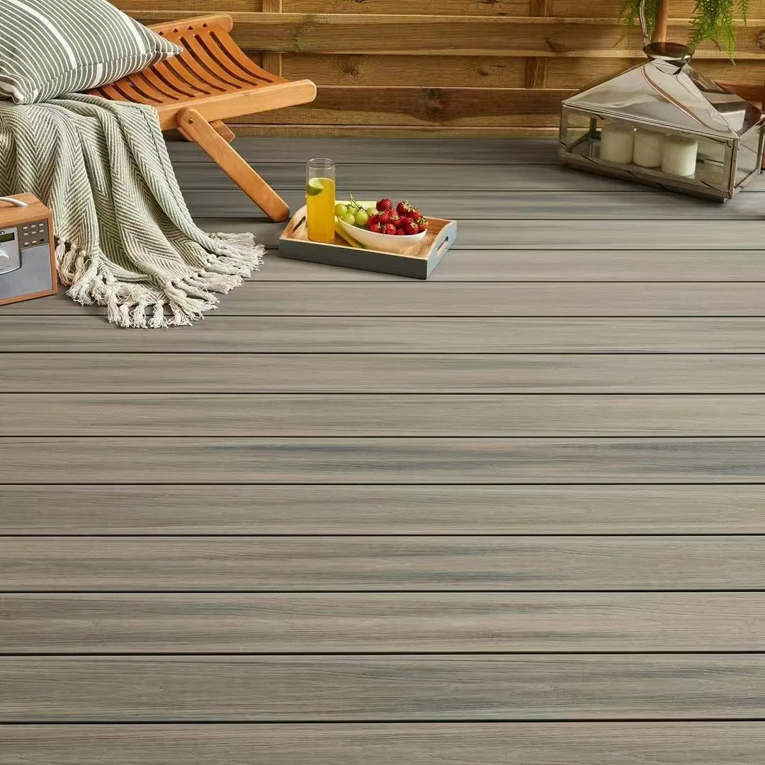 360 Degree Full PE Shield Capped WPC Solid Wood Plastic Composite Decking for Exterior