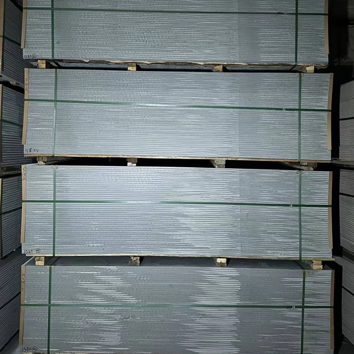 Lightweight Fiber Cement Board Ideal for Easy Installation and Construction