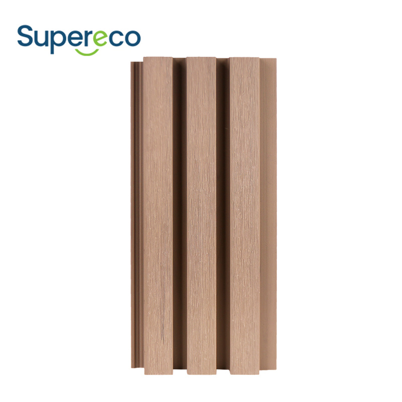 Easy Installion Co-Extrusion Fluted WPC Castellated Cladding Wall Panel Outdoor 134.5*20mm
