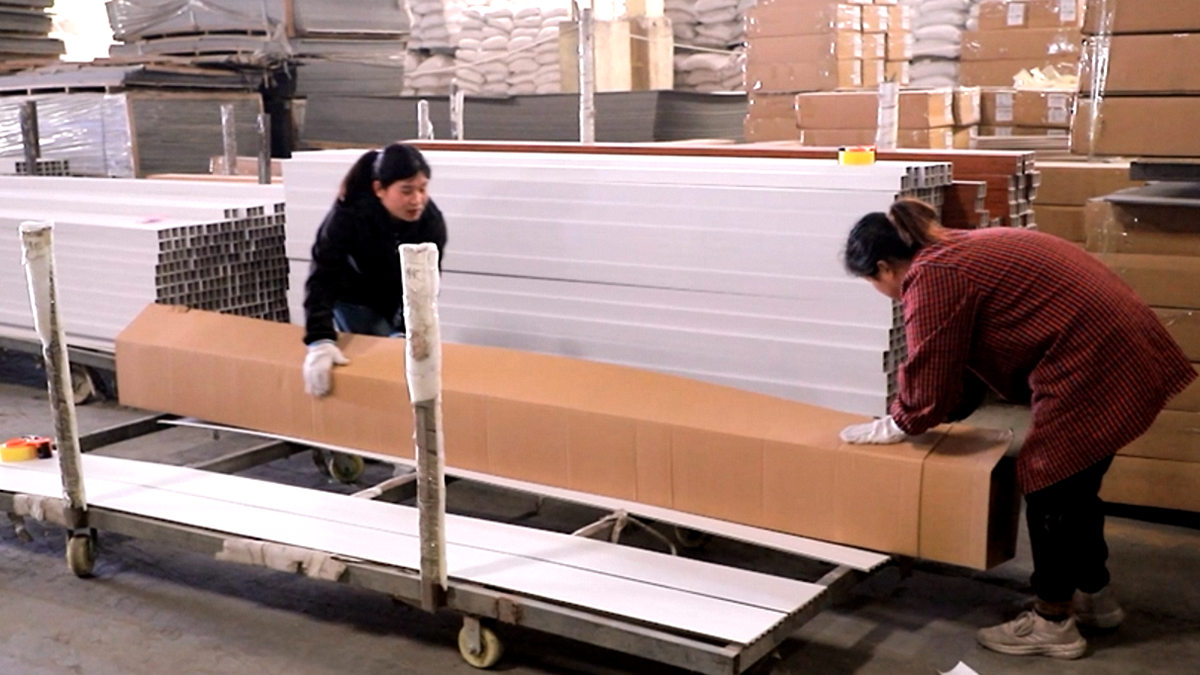 Quality packing and packaging process for PVC panels ready for global shipping