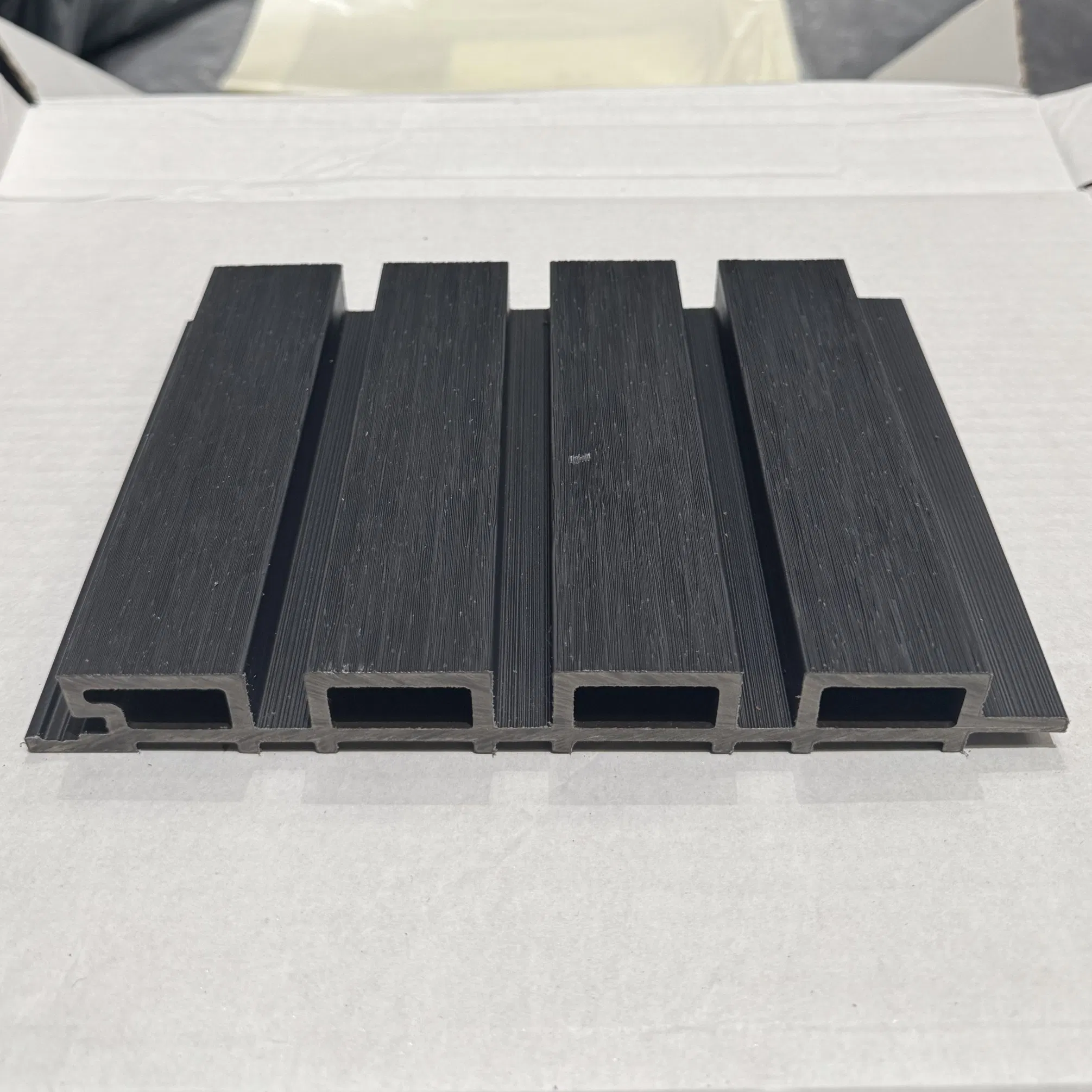 China Factory Directly Sale High Quality Co-Extrusion WPC Wall Cladding Outdoor Waterproof Durable Wood Plastic Composite Wall Panel