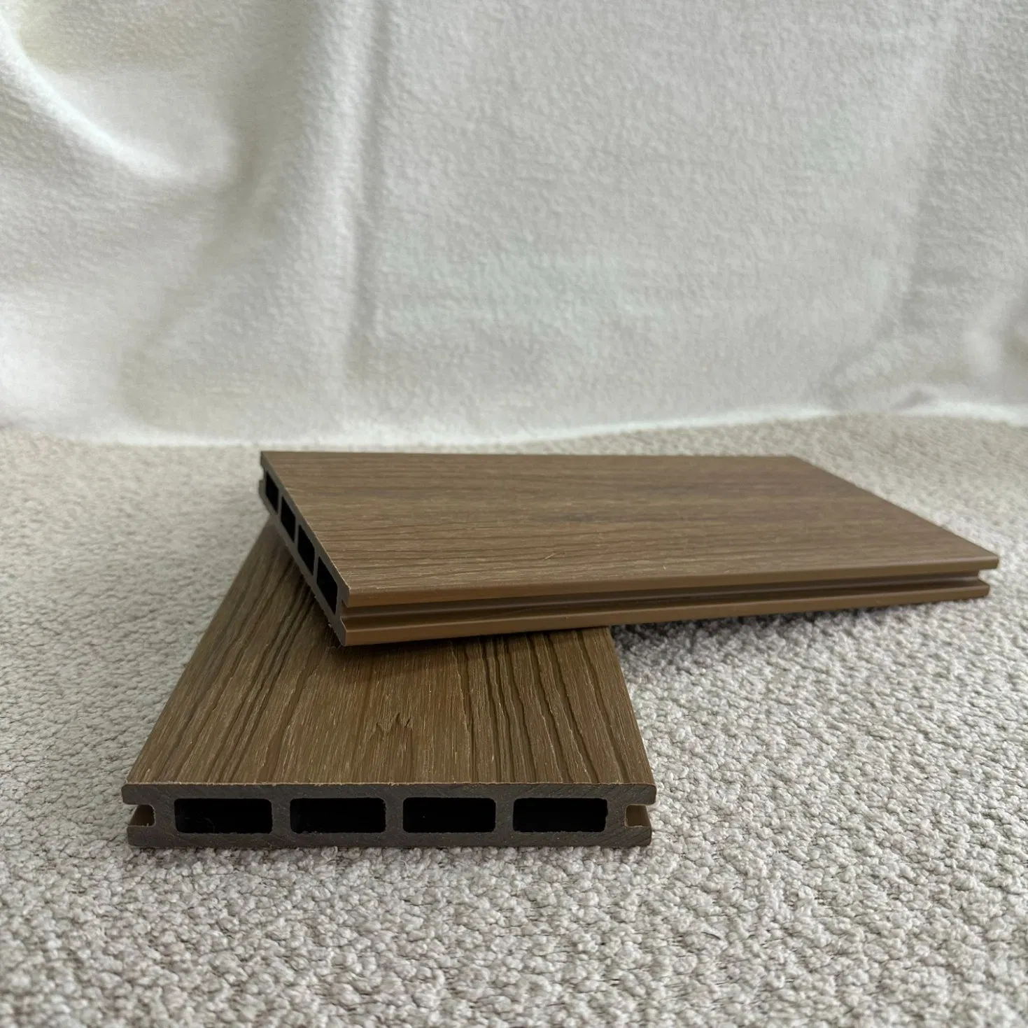 Hollow WPC Decking 145X21mm Soundproof Engineered Flooring