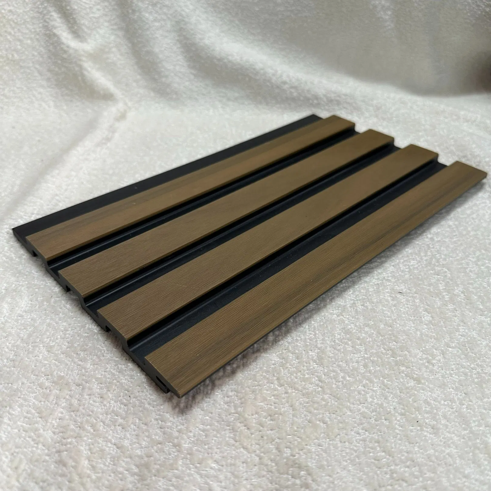 WPC Outdoor Wall Panel 176X13mm Size Co-Extrusion Technology Modern Building Cladding