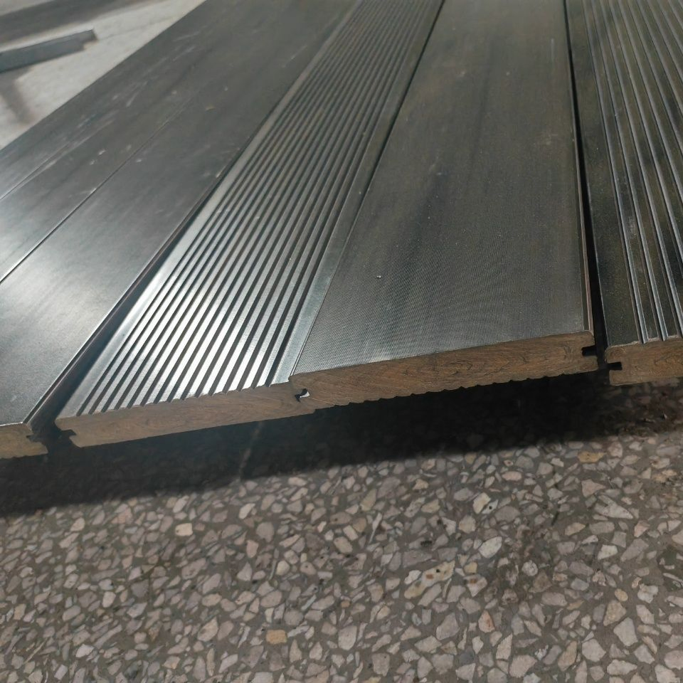 WPC Decking Wood Plastic Capped Hollow Composite Flooring Board Factory Price in China