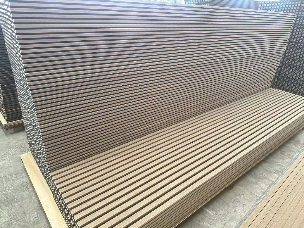 Wood Sound Absorbing Eco-Friendly Slat Wall Panels Acoustic Paneling Akupanel for Living Room