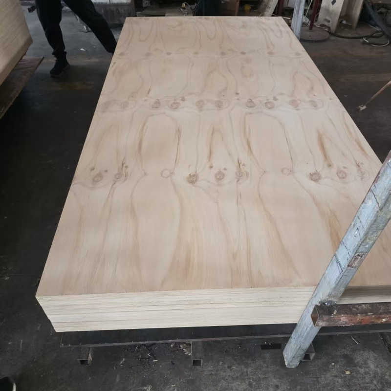 9mm CDX Pine Plywood Poplar Core Plywood Structural Plywood Sheet Waterproof for Outdoor Use