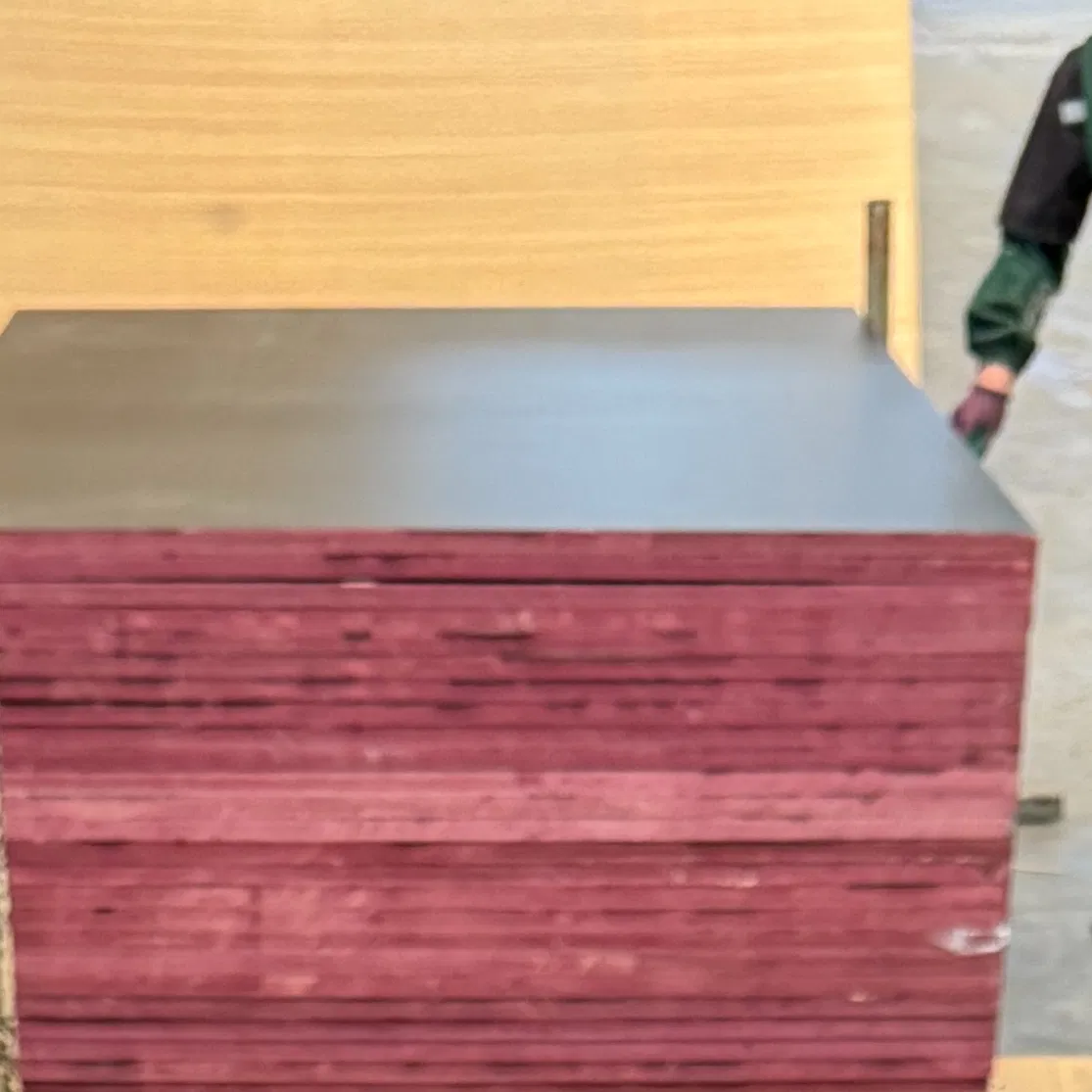 15mm Flexible Film Faced Plywood Moisture-Proof Sheet