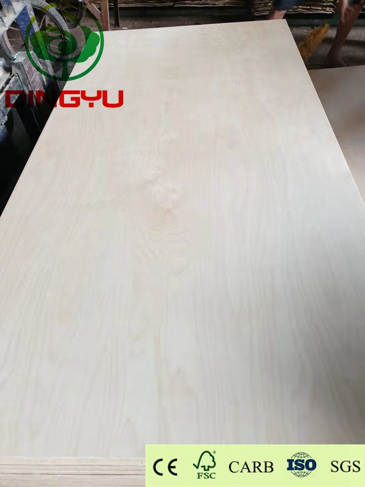 High Quality Okoume/Bintangor/Pencil Cedar/Poplar/Birch/Pine Faced Plywood Used for Furniture