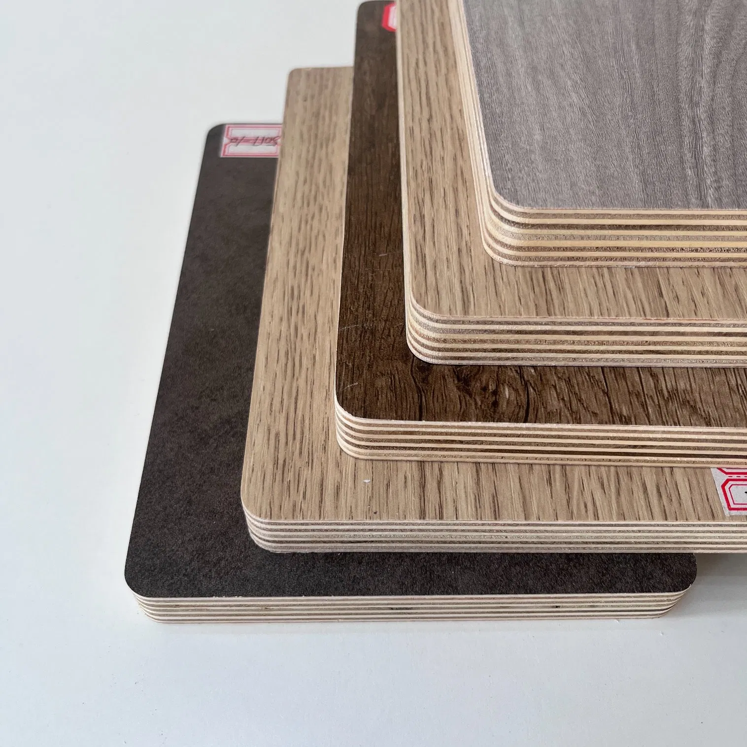 Low Price High Glossy Marine Grade Plywood Furniture Melamine Plywood