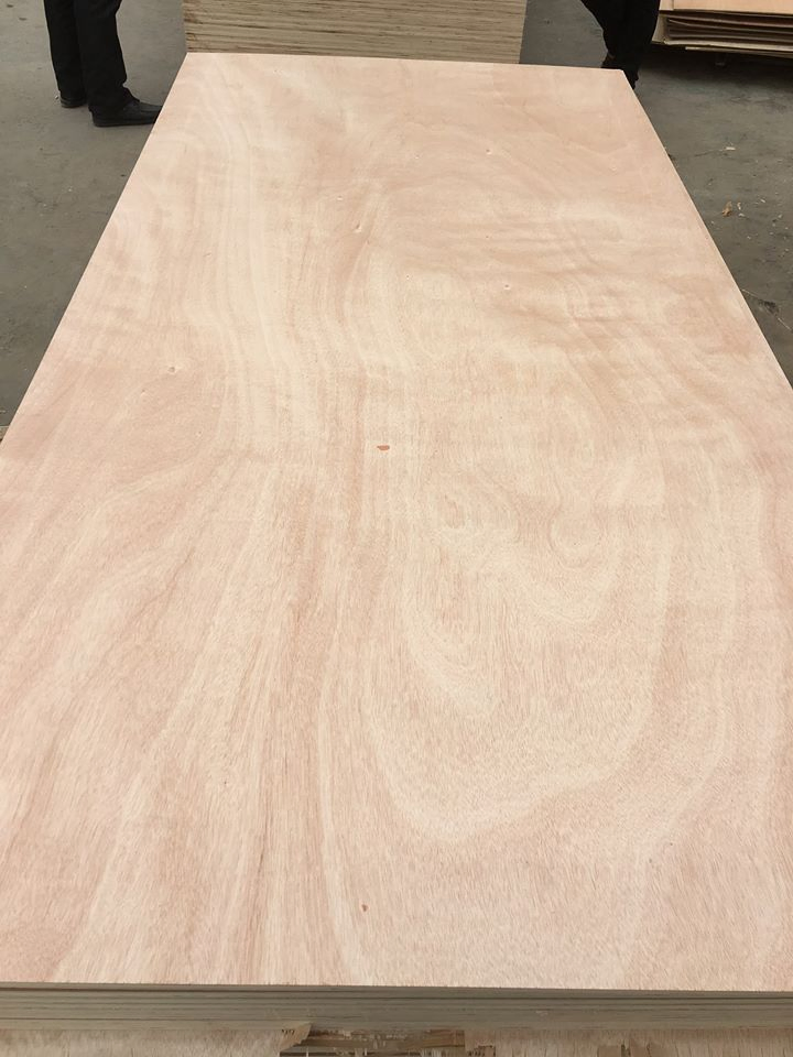 Linyi 9mm 12mm Plywood Flexible Curved Poplar Core Commercial Plywood