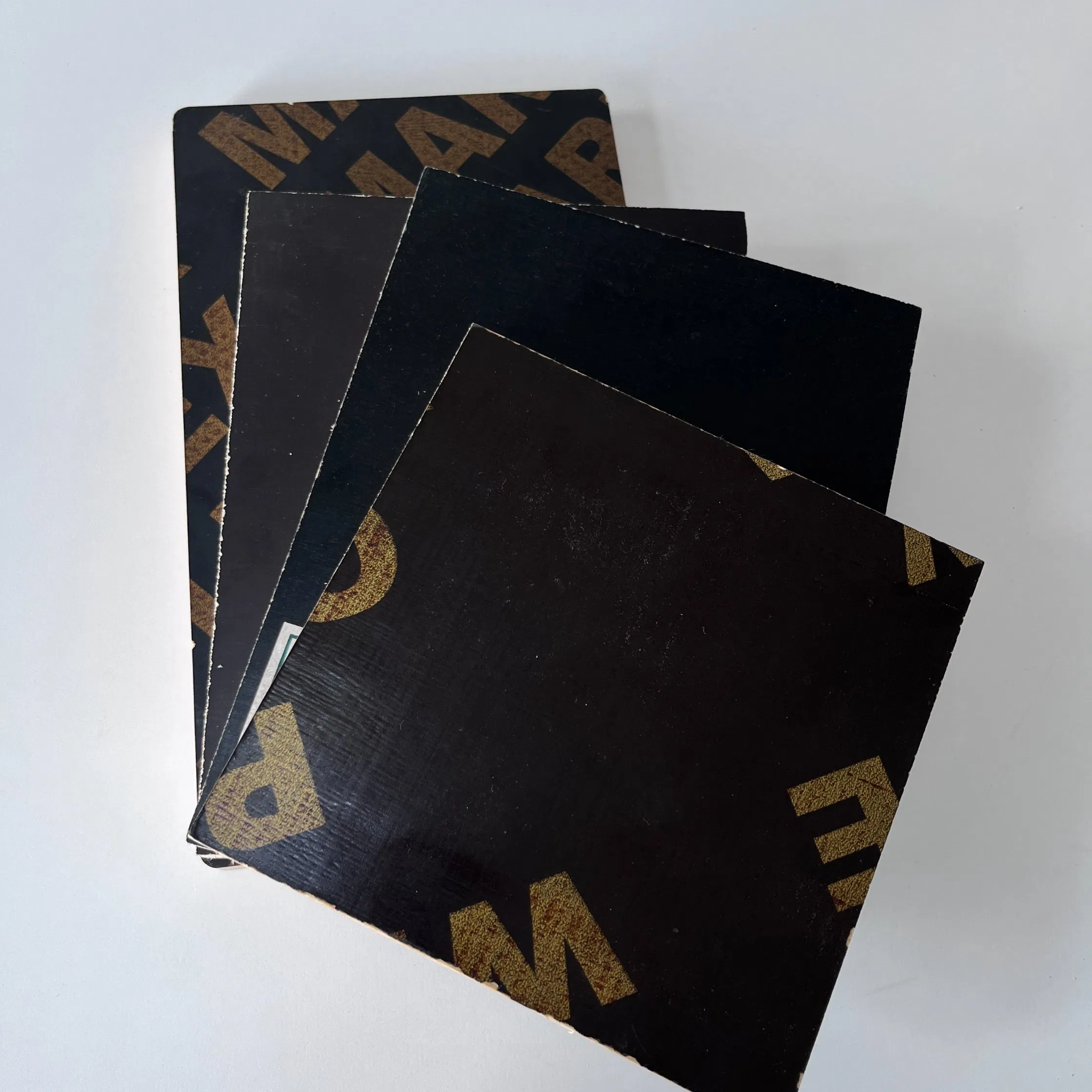 Fire Retardant 18mm Green Certified Film Faced Plywood for Public Space Decoration