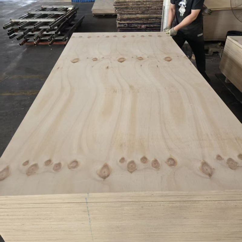 9mm CDX Pine Plywood Poplar Core Plywood Structural Plywood Sheet Waterproof for Outdoor Use