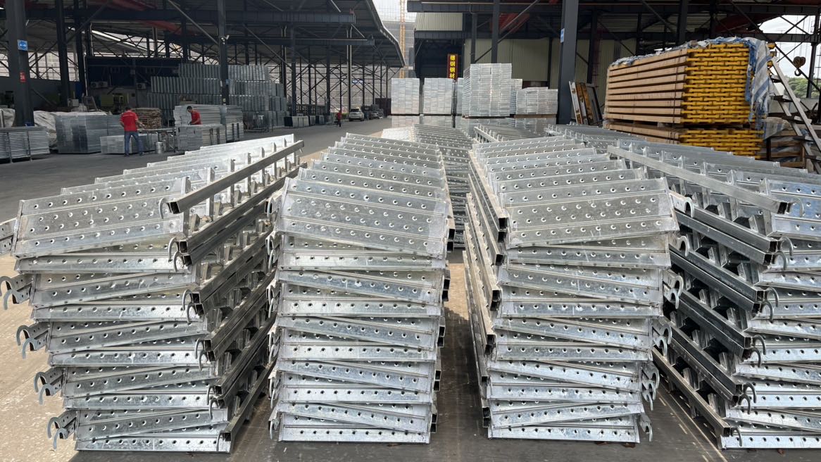 Finished decor product from Regit Decor manufacturing line