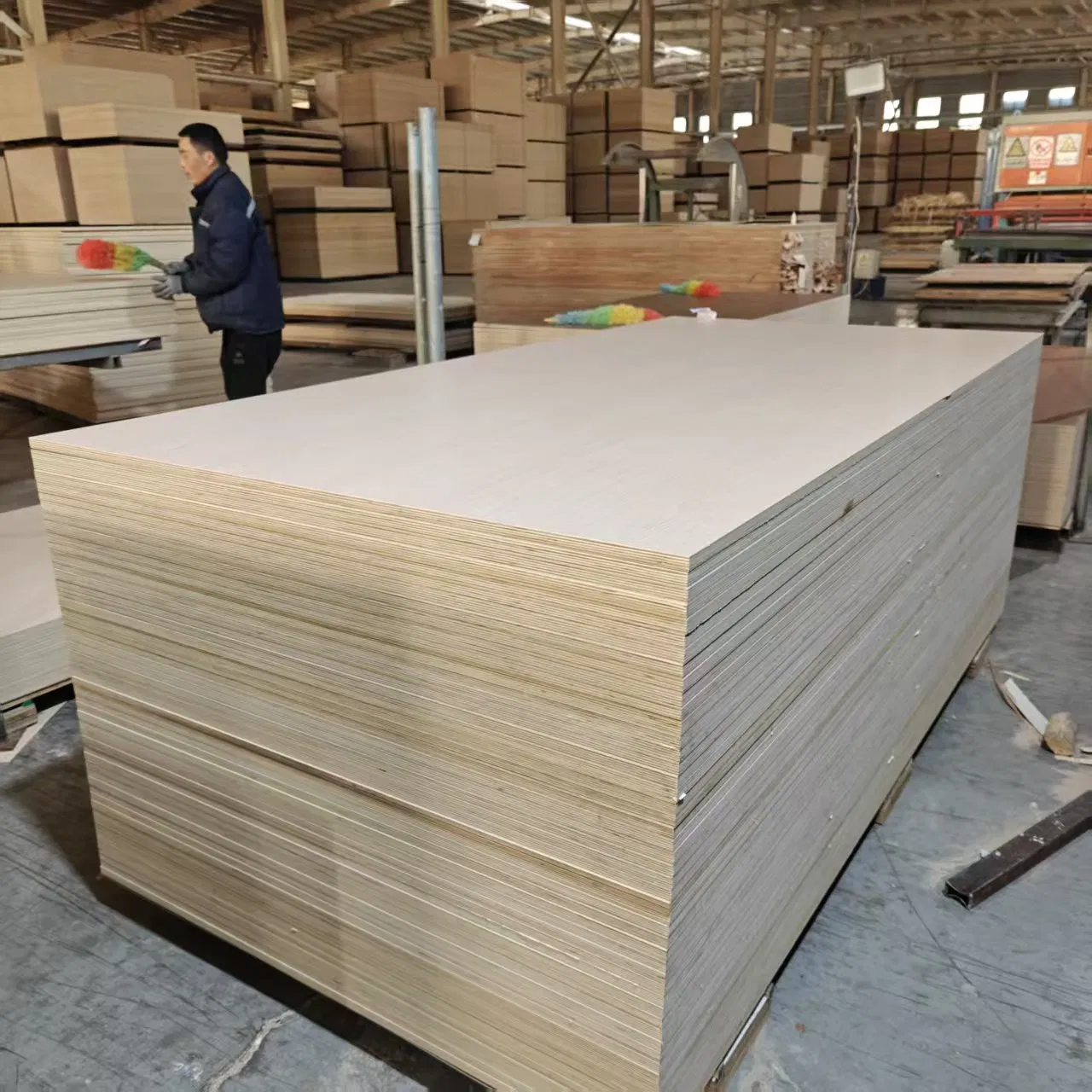 Hot Sale Durable Home Furniture 18mm Decorative Faced Beech Veneered Melamine Plywood