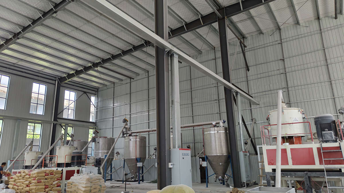 Secondary raw materials mixing stage at Regit Decor