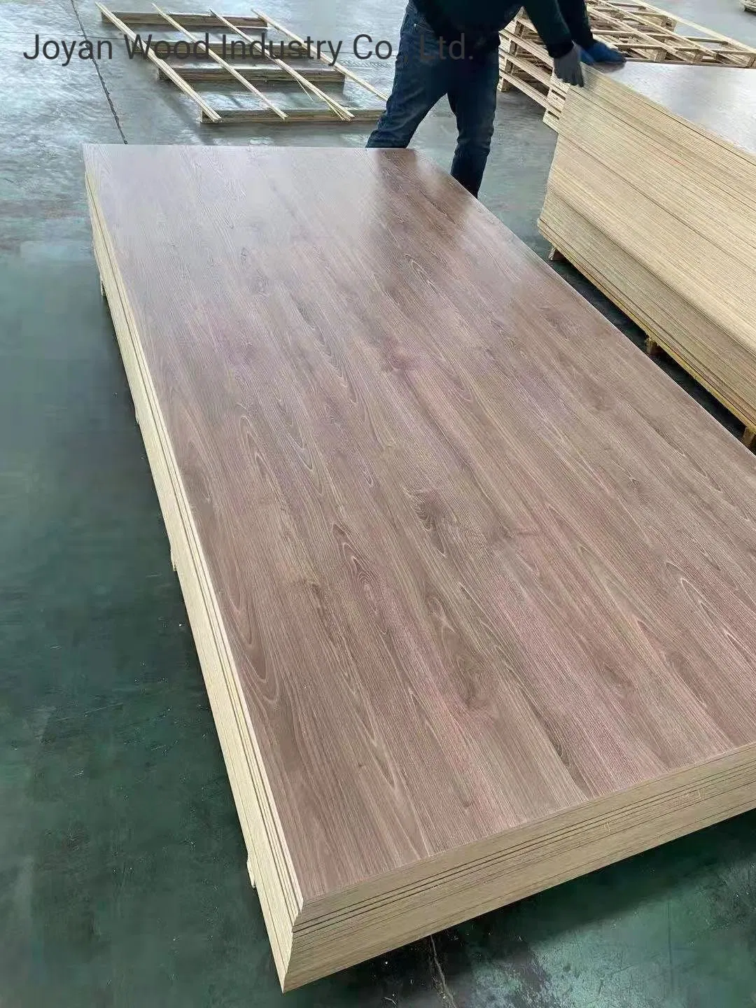 White Laminated 4X8 Melamine Plywood Board for Furniture