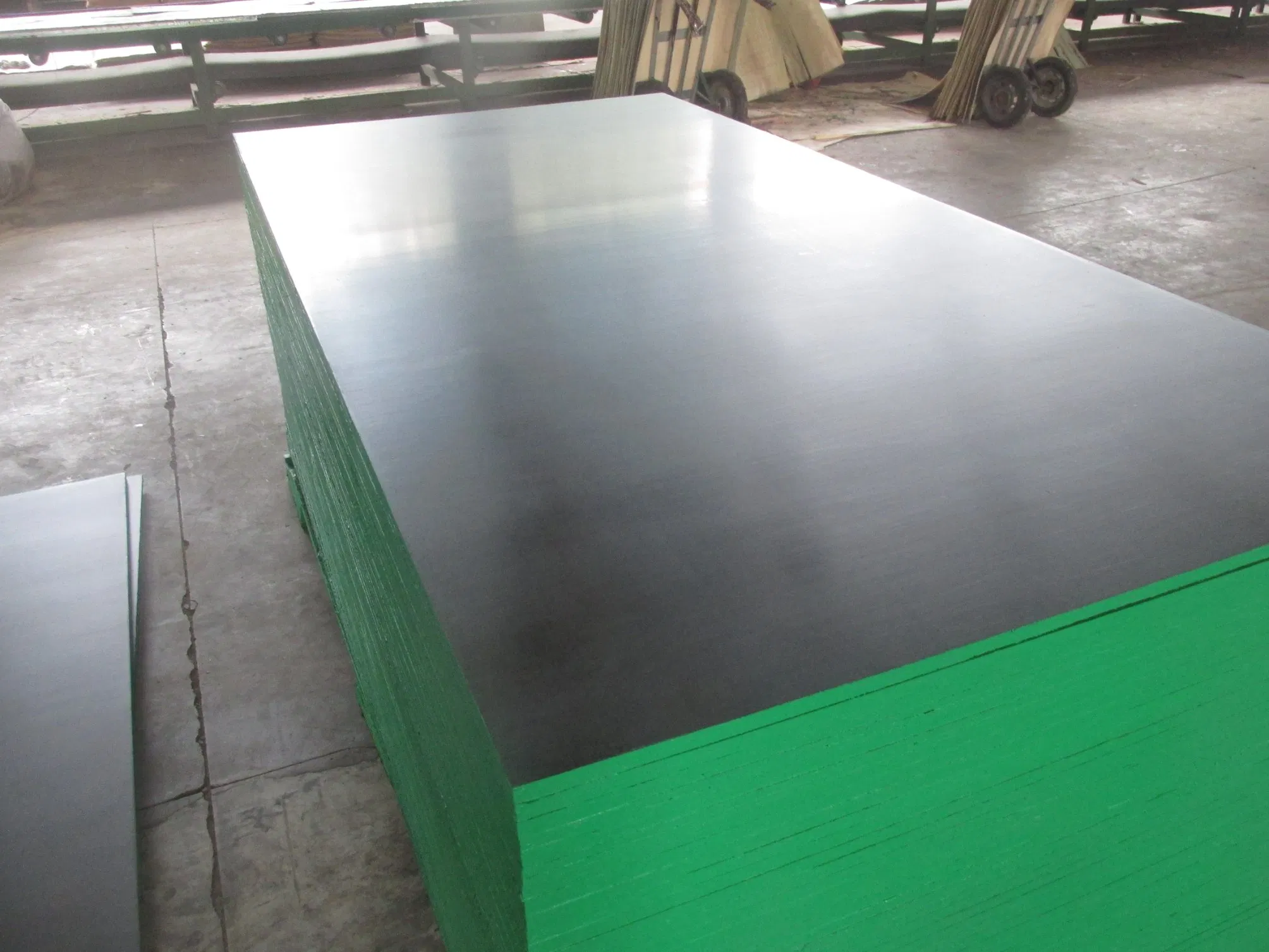 18mm Shuttering Formwork Phenolic Board Film Faced Plywood for Construction