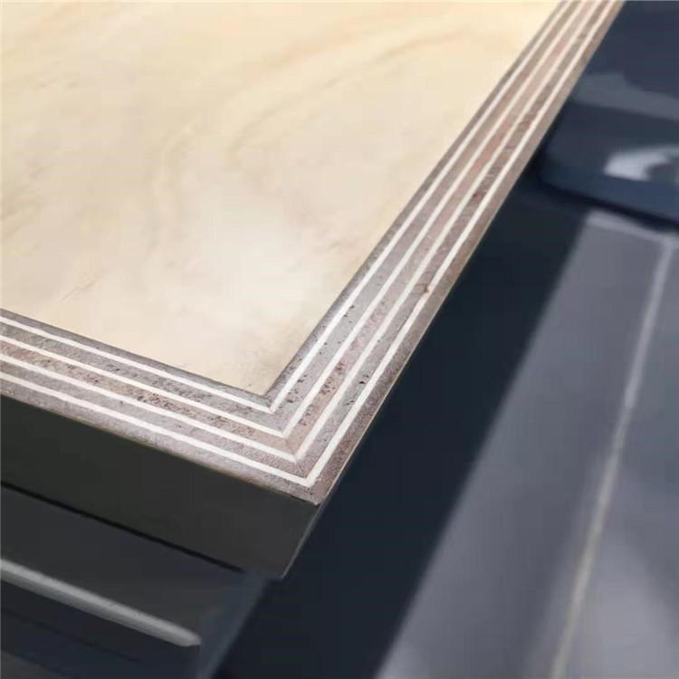 CDX Pine Plywood Non-Structural Radiate Pine Plywood 18mm