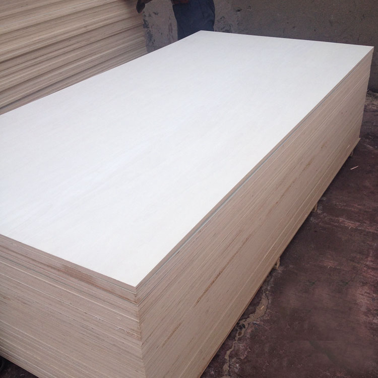 Waterproof Wooden Grain HPL 18mm Birch Marine Laminated Melamine Faced Plywood