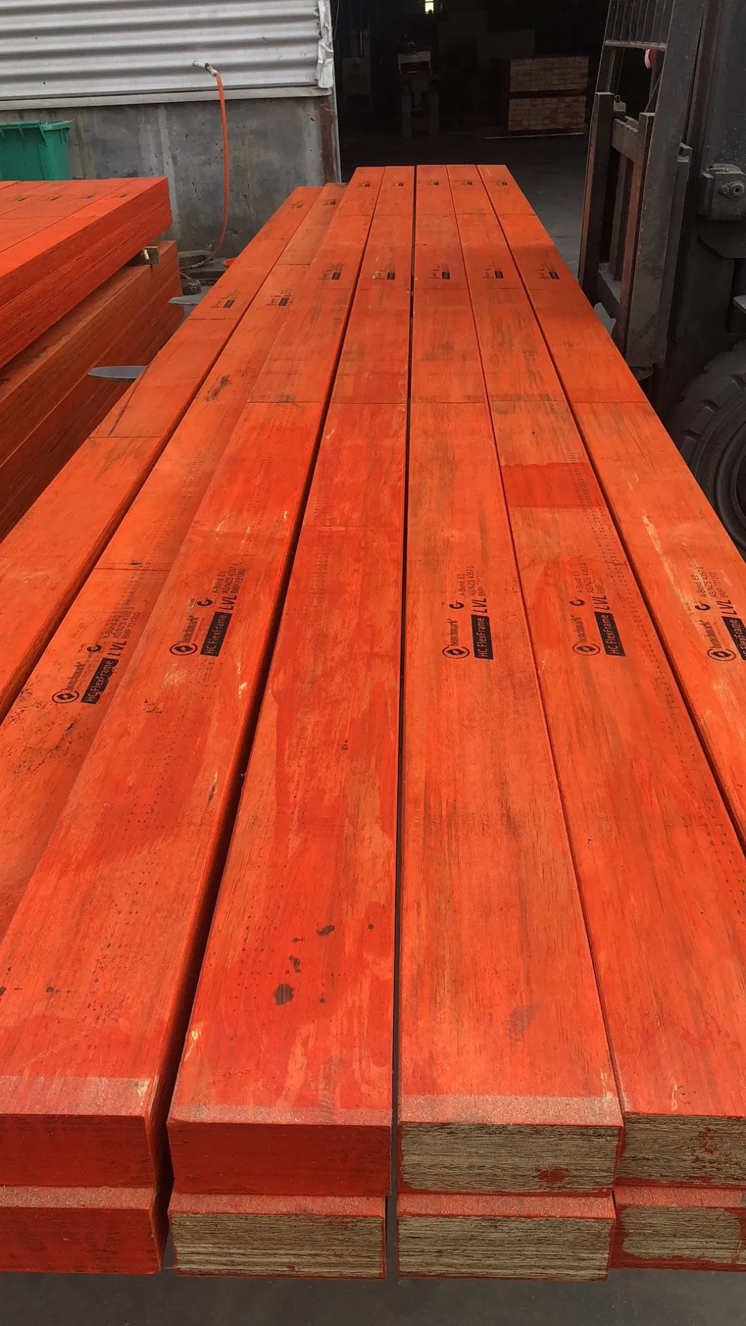 LVL Structural H2s Larch Pine Scaffold Plank Boards LVL Plywood for Construction