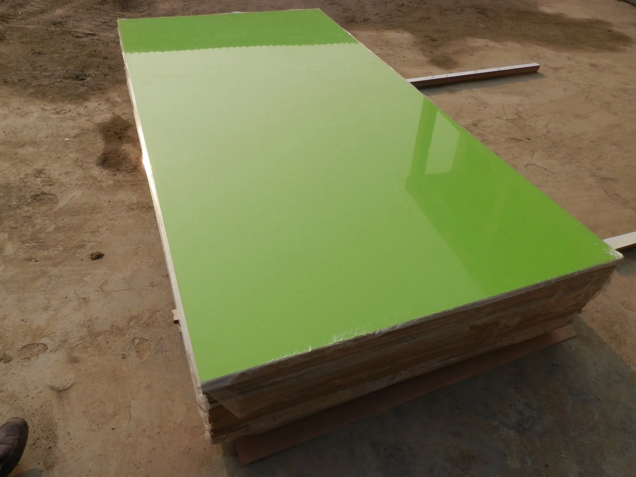 1220X2440mm UV High Gloss Melamine Plywood MDF Particle Board
