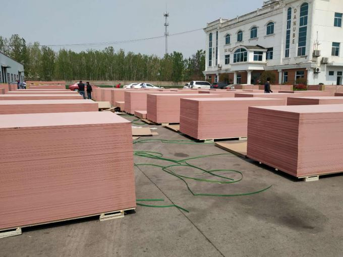 Factory Aduit Fire Rated Melamine Coated MDF Board UV MDF Wood Door Cabinet MDF Display Board