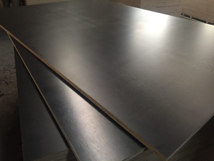Black Film Faced Plywood with Poplar Core