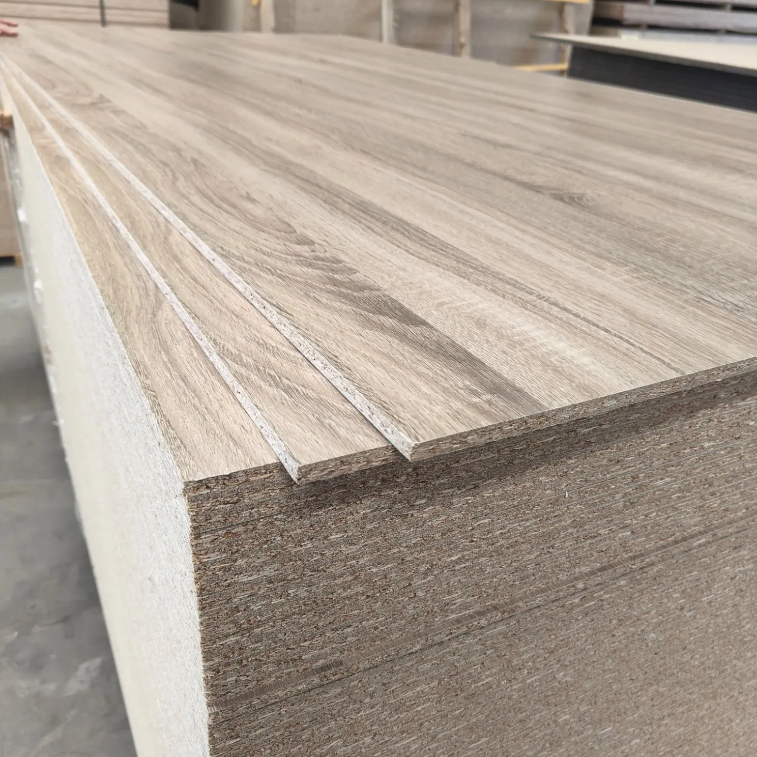 E1 Grade Melamine Chipboard Particle Board with Robson Oak Melamine Faced