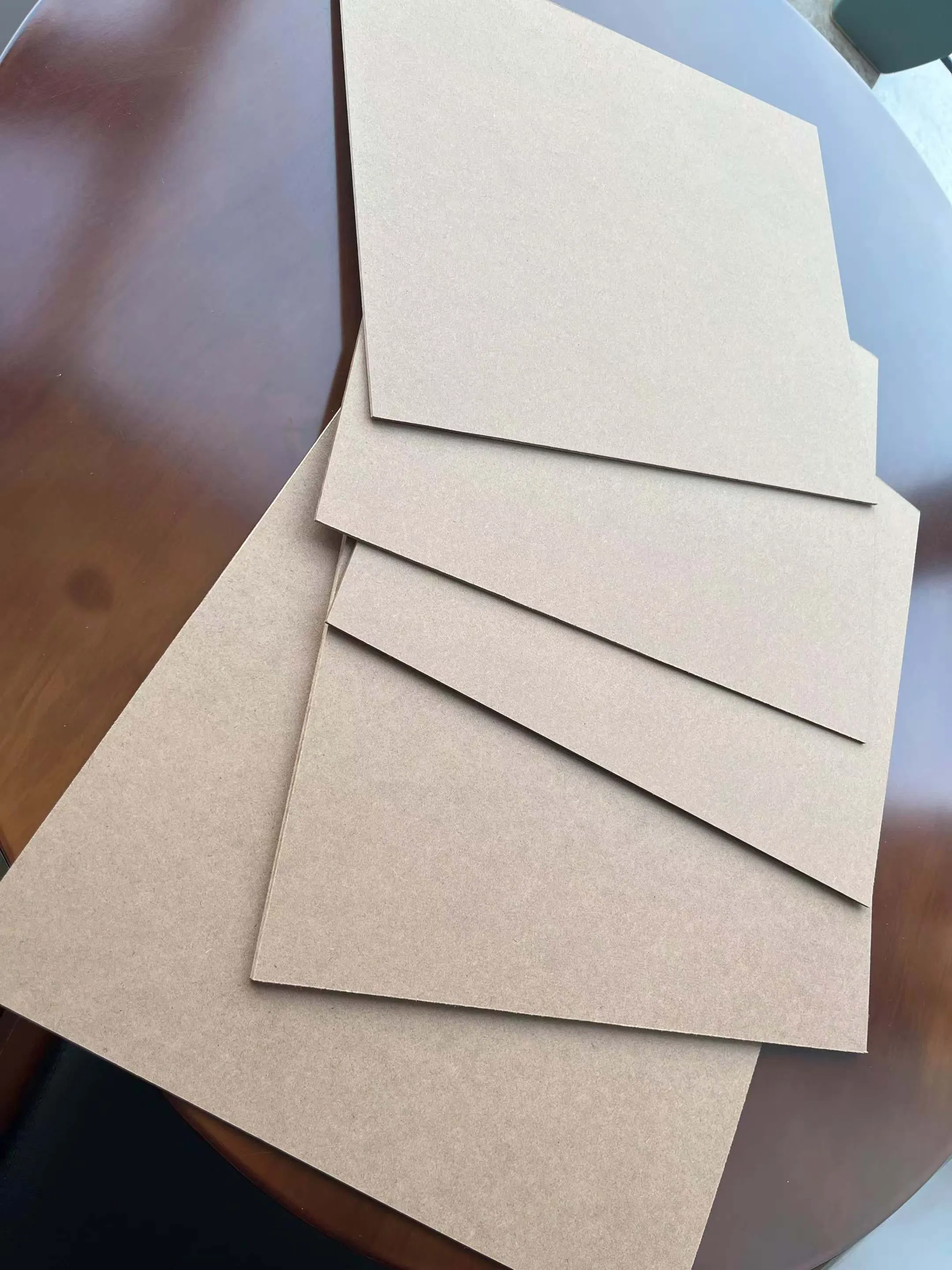 Medium Density Fiberboard E0 Standard Plain MDF Board Fibreboards High Quality 15mm/18mm Waterproof UV High Gloss Melamine Veneer Laminated Raw Plain MDF Fiber