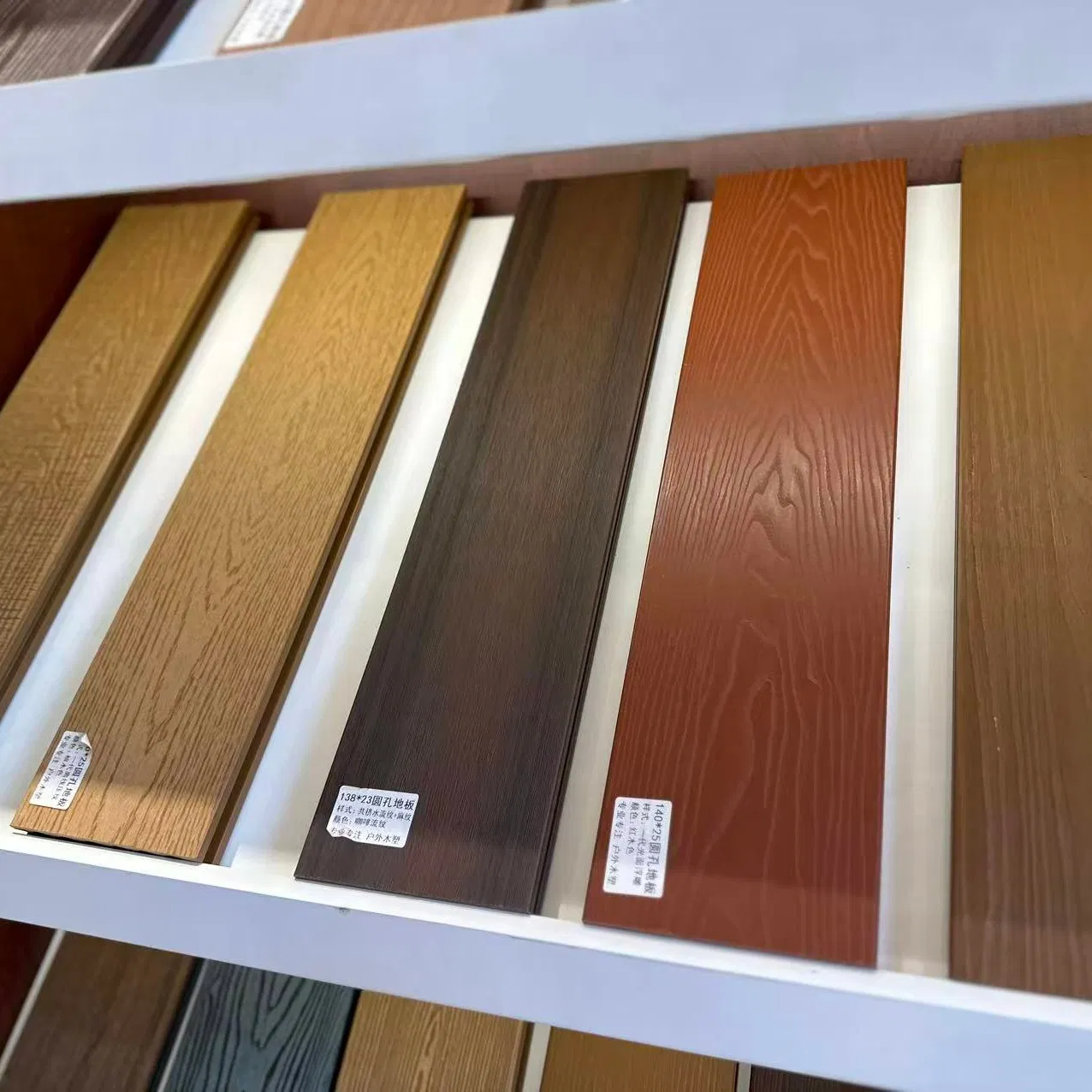 Co-Extruded Composite Engineered WPC Decking Suitable for Modern Outdoor Use - Factory Direct Sales