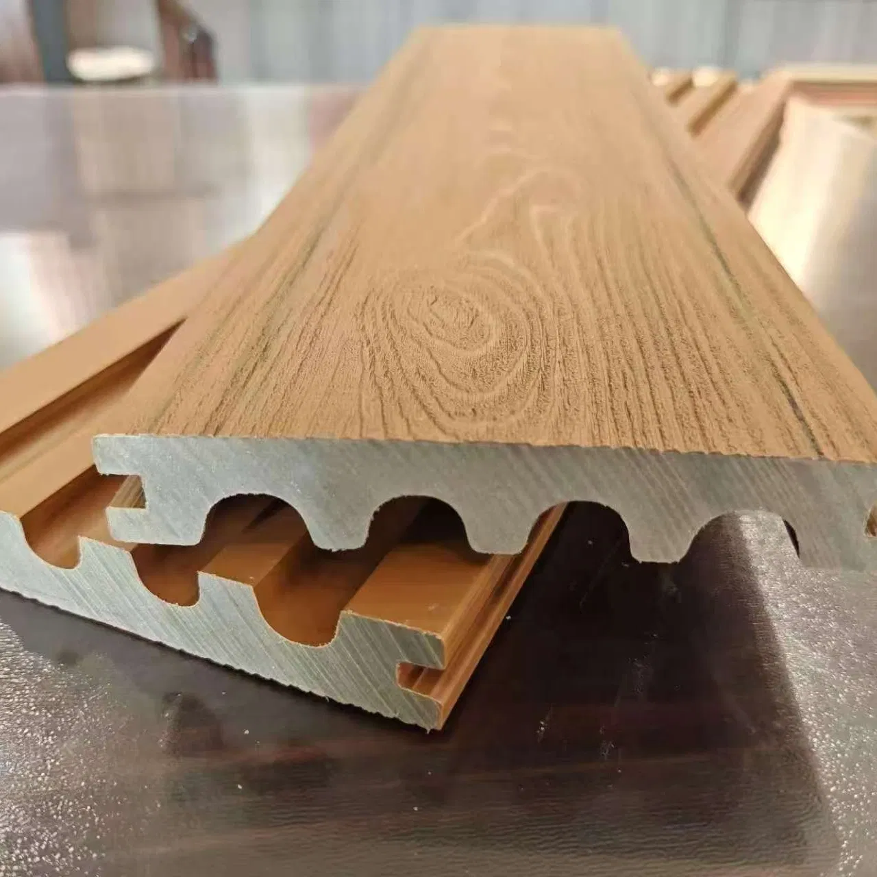 Co-Extruded Composite Engineered WPC Decking Suitable for Modern Outdoor Use - Factory Direct Sales