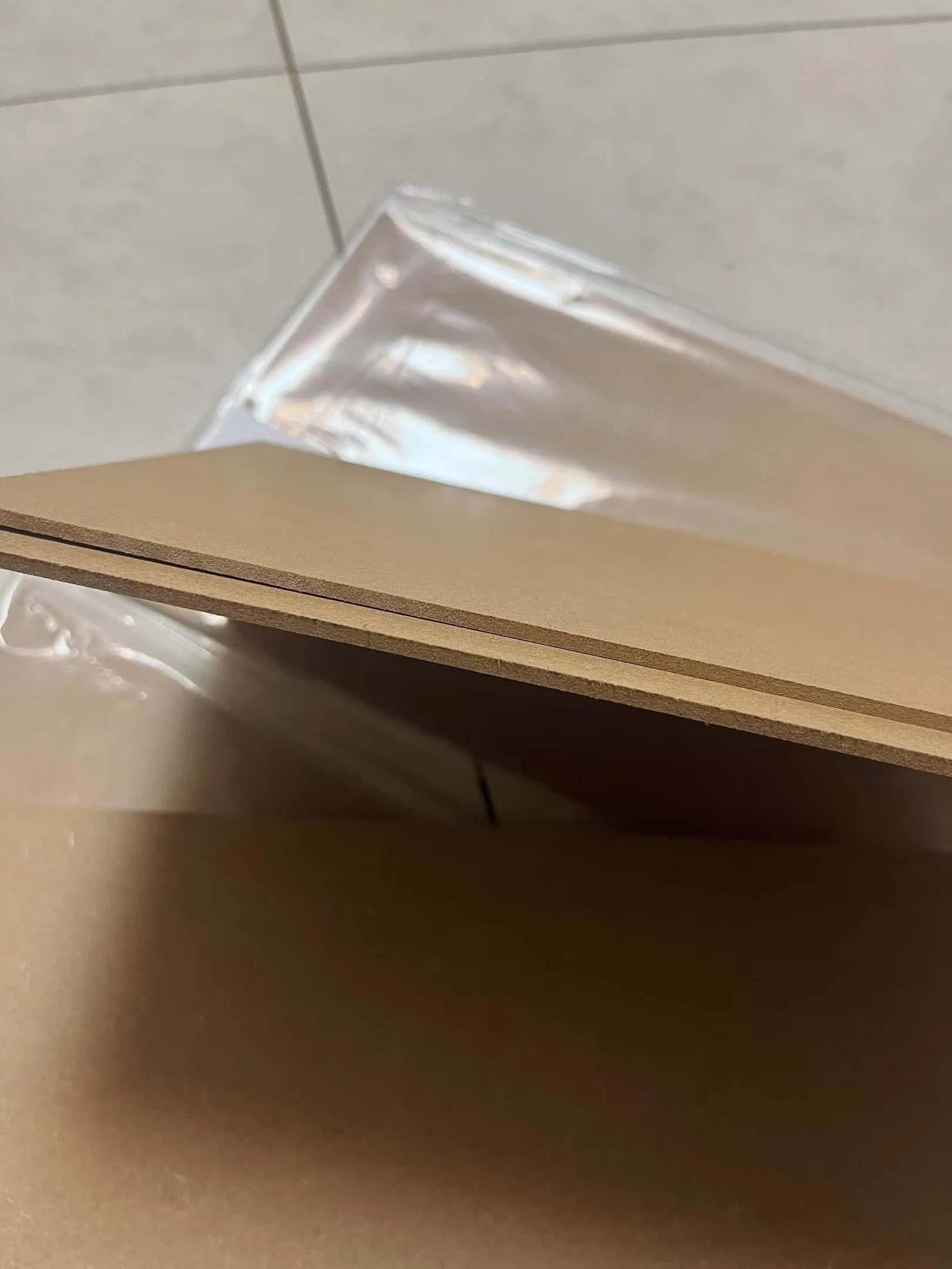 Medium Density Fiberboard E0 Standard Plain MDF Board Fibreboards High Quality 15mm/18mm Waterproof UV High Gloss Melamine Veneer Laminated Raw Plain MDF Fiber