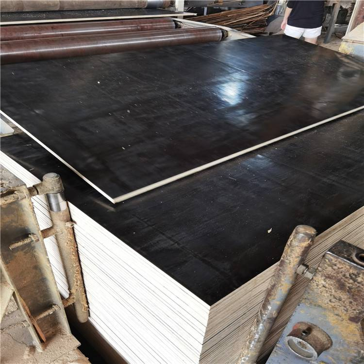 Finger Joint Decorative Poplar Melamine Plywood Marine Plywood