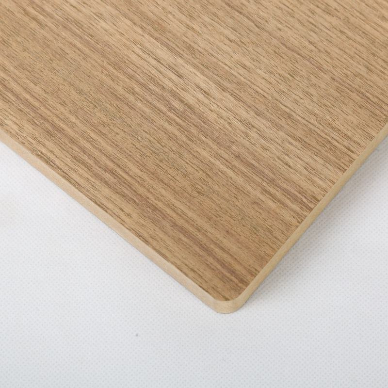 High Gloss UV Laminated Moisture Resistant Melamine MDF Board for Furniture