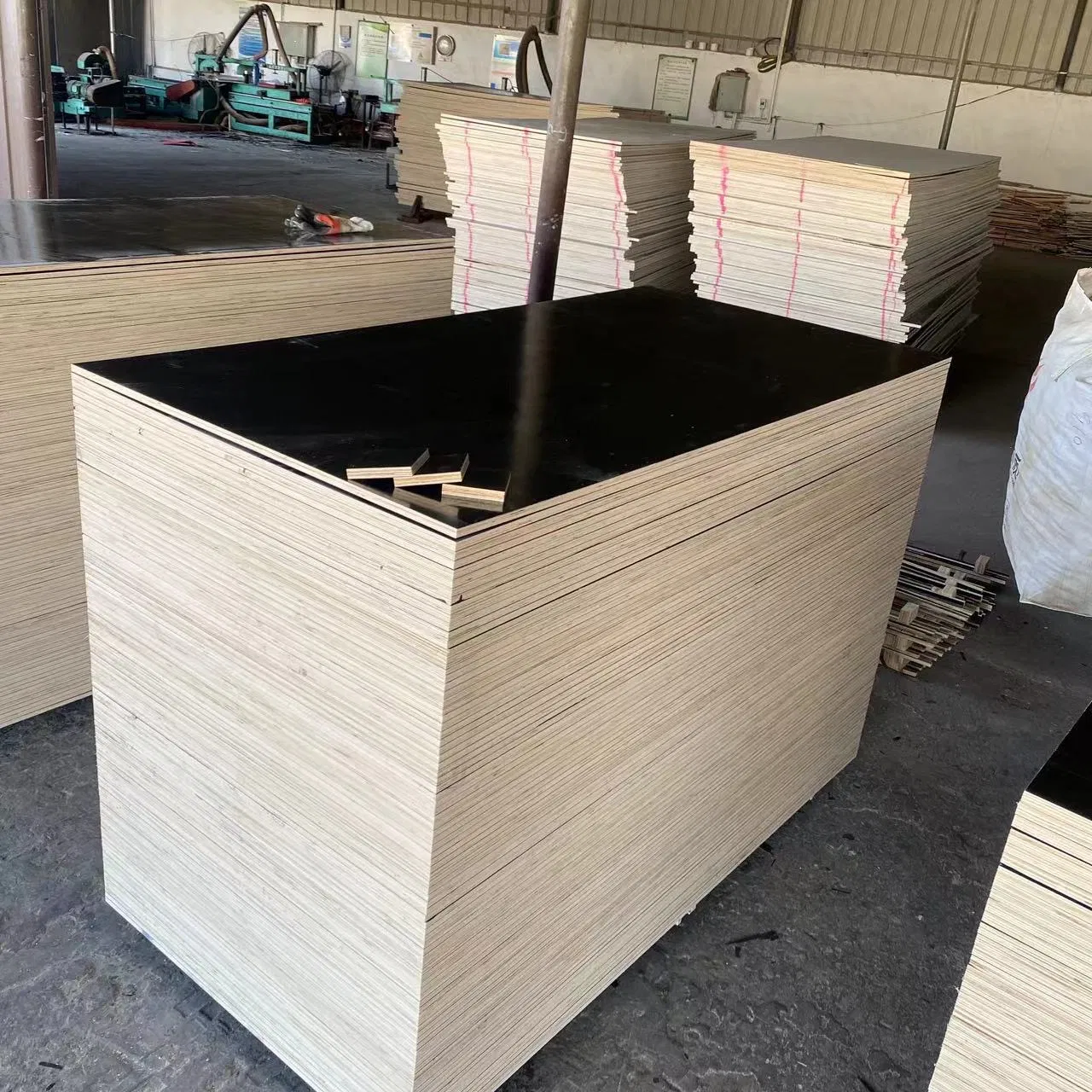 Cheapest 12/15/18mm 15-30 Turnover Times Marine Plywood Film Faced Plywood
