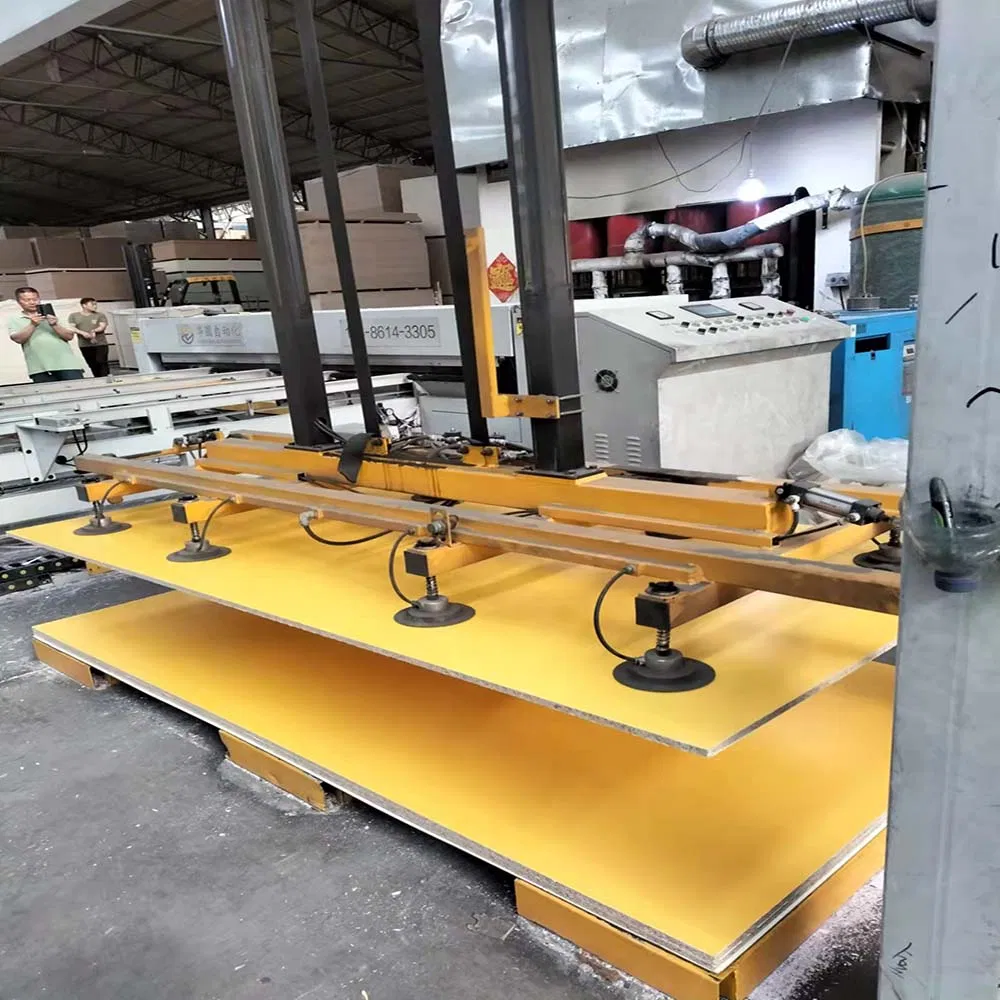 E0 E1 12mm 18mm Medium Density Fiberboard High Gloss UV / HDF / HPL Melamine MDF Board for Interior Decoration