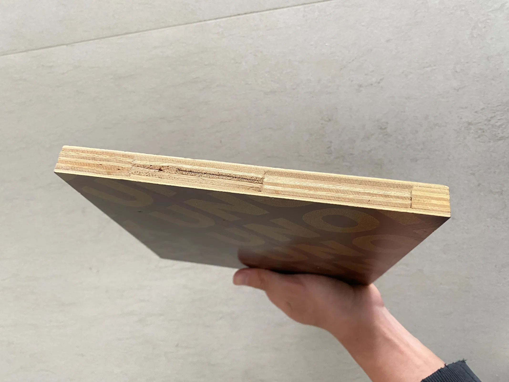 1220*2440*12mm High Quality Overlaid Melamine Faced Multilayer Film Faced Plywood Marine Plywood Construction Plywood