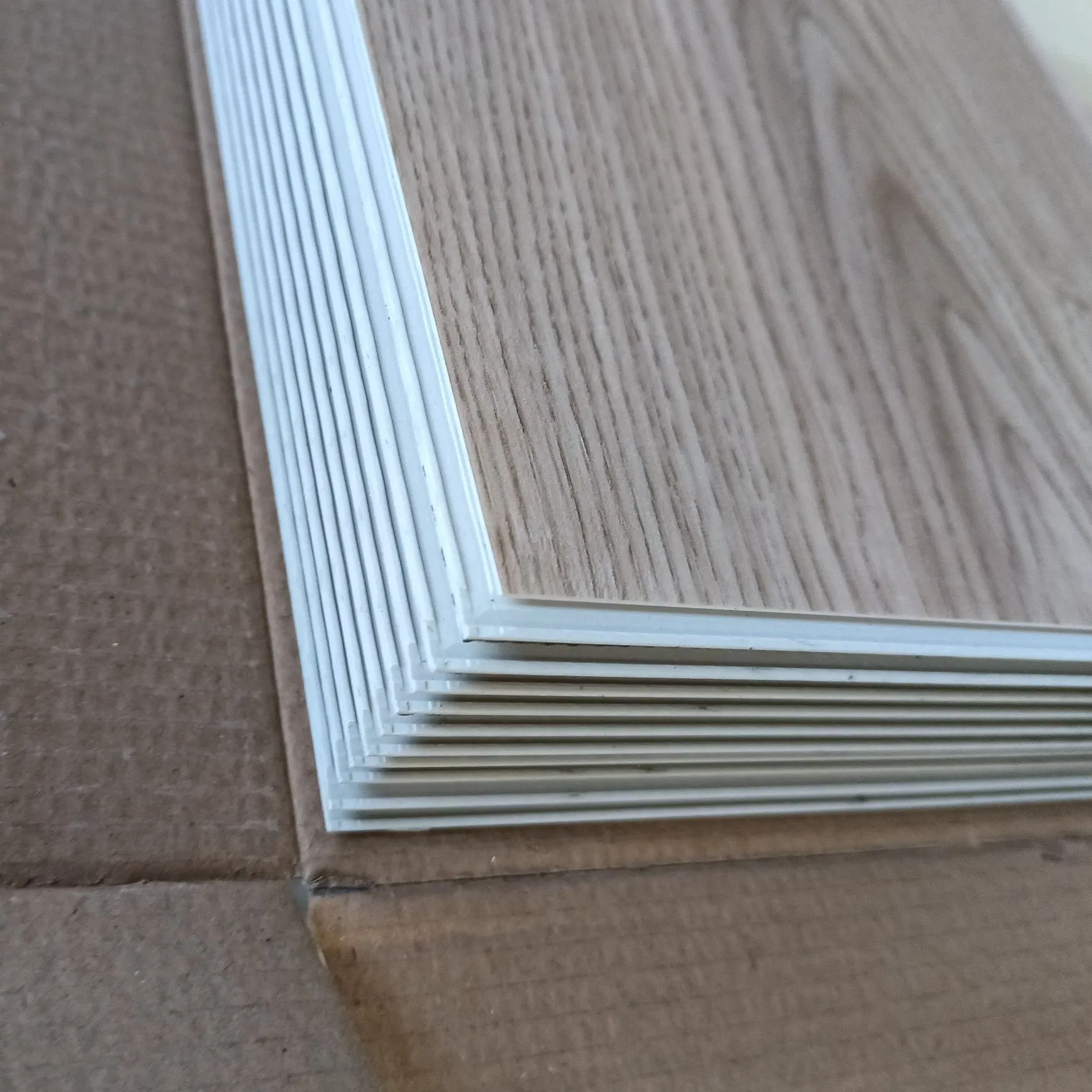 Waterproof Fireproof Eco Friendly Spc Flooring Thickness 4mm 5mm 6mm 7mm 8mm Stone Spc Lvt WPC Flooring Decking