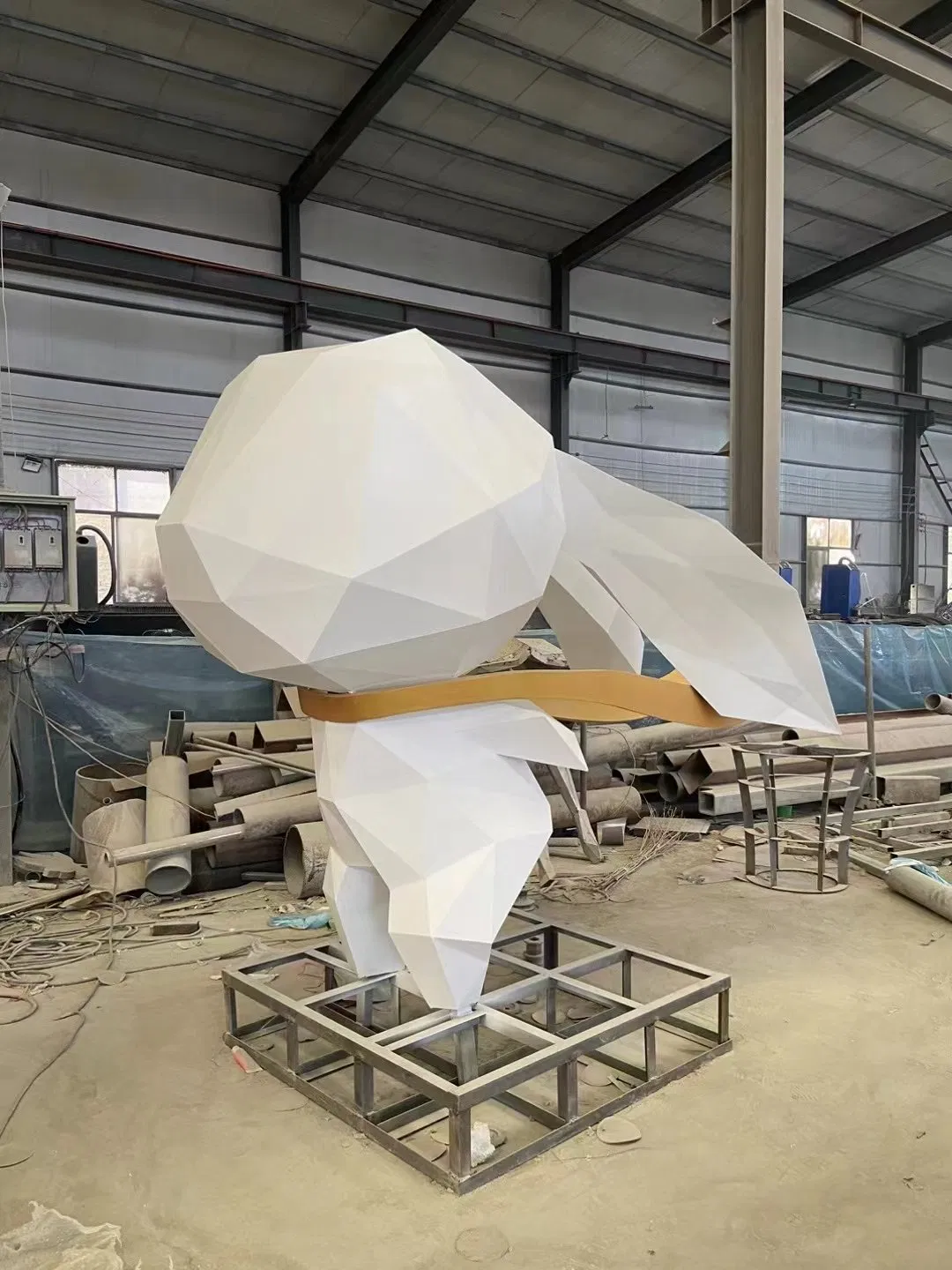 Outdoor Decor Stainless Steel White Rabbit Sculpture Cartoon Character Customized Metal Statue (SYSSS-109)