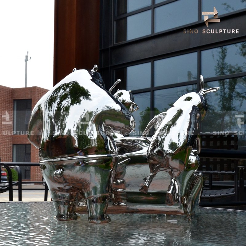 Cartoon Character Casting Stainless Steel Statue as Decoration