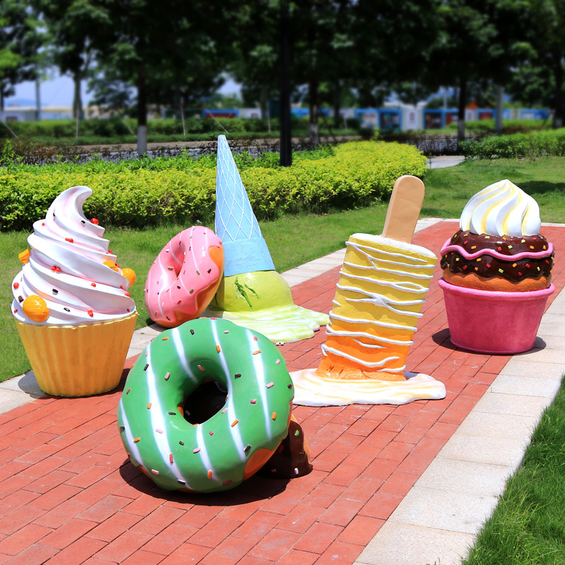 Custom Handmade Shopping Mall Decoration Resin Ice Cream Props
